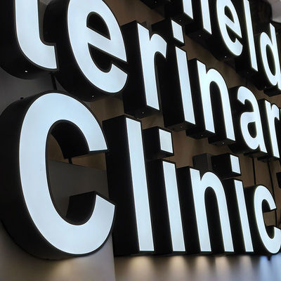Manufacturer Hot Sell 3D Letter Fabricated Illuminated Outdoor LED Logo Acrylic Metal Channel Letter Advertising Sign for Shop